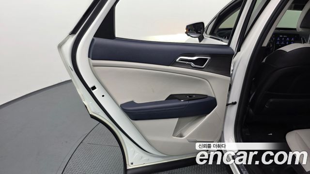 Kia Sportage Hybrid (V) Signature Gravity 4WD 2022 — фото 25