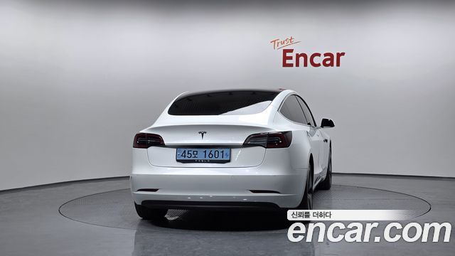 Tesla Model 3 Standard Range Plue RWD 2020 — фото 4