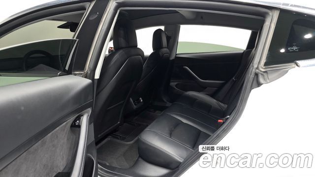 Tesla Model 3 Standard Range Plue RWD 2020 — фото 12