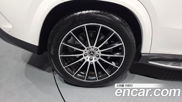Mercedes-Benz GLE-Class (W167) GLE400d 4MATIC Coupe 2022 — фото 5