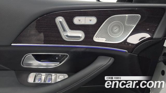 Mercedes-Benz GLE-Class (W167) GLE400d 4MATIC Coupe 2022 — фото 31