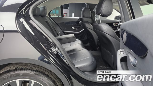 Mercedes-Benz C-Class (W205) C200 2019 — фото 15