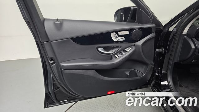 Mercedes-Benz C-Class (W205) C200 2019 — фото 30