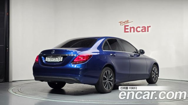 Mercedes-Benz C-Class (W205) C200 2019 — фото 2