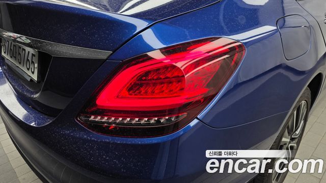 Mercedes-Benz C-Class (W205) C200 2019 — фото 23