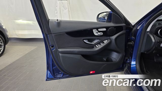 Mercedes-Benz C-Class (W205) C200 2019 — фото 24