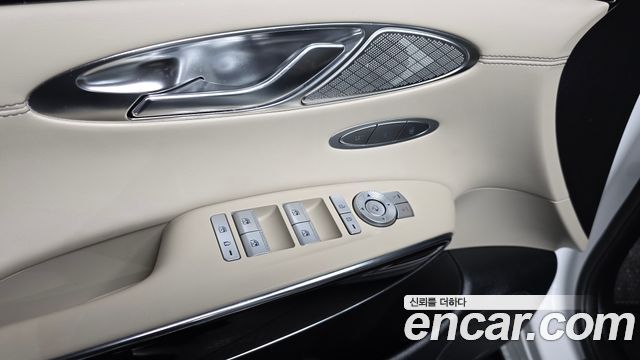Genesis GV70 2.5T Gasoline AWD 2024 — фото 37