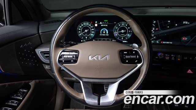 Kia K8 2.5 Gasoline 2WD Signature 2023 — фото 17
