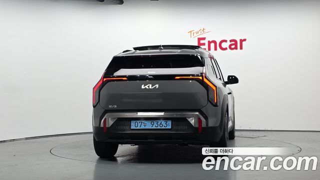 Kia EV3 Long Range 2WD Earth 2025 — фото 4