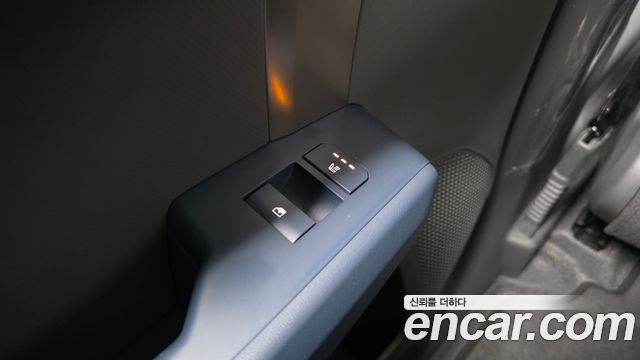 Kia EV3 Long Range 2WD Earth 2025 — фото 19