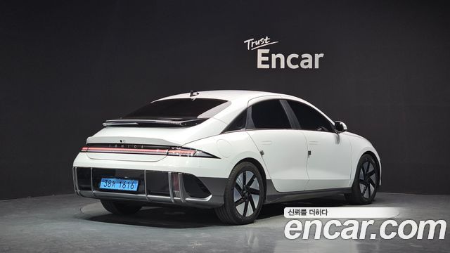 Hyundai Ioniq 6 Long Range Exclusive 2023 — фото 2