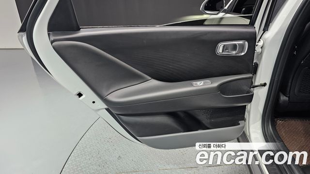 Hyundai Ioniq 6 Long Range Exclusive 2023 — фото 31