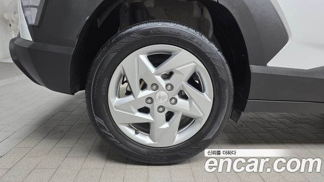 Hyundai Kona (SX2) Gasoline 1.6 Turbo 2WD Modern 2023 — фото 5