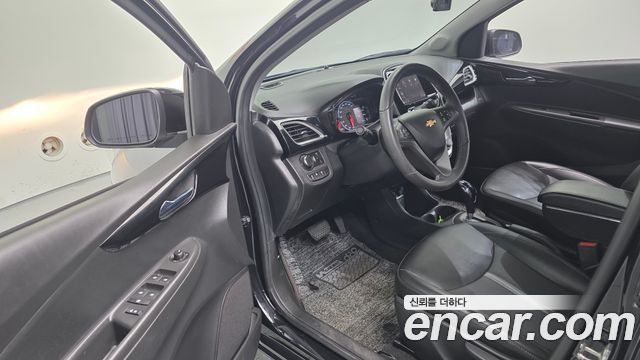 Chevrolet Spark Premier 2022 — фото 11