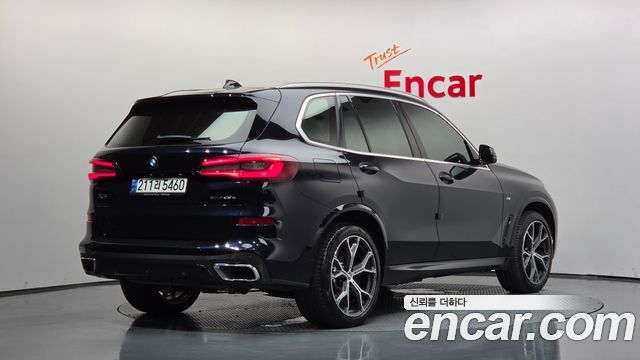 BMW X5 (G05) xDrive 45e M Sport 2021 — фото 2