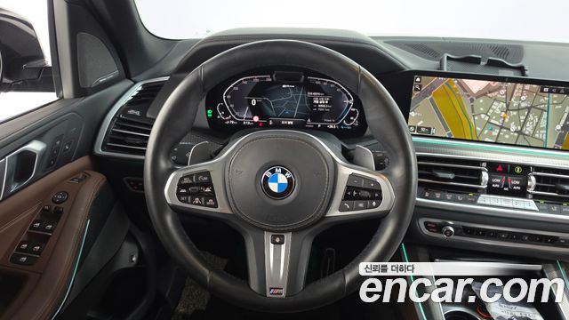BMW X5 (G05) xDrive 45e M Sport 2021 — фото 13