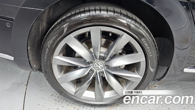 Volkswagen Arteon 2.0 TDI Presige 4Motion 2020 — фото 5