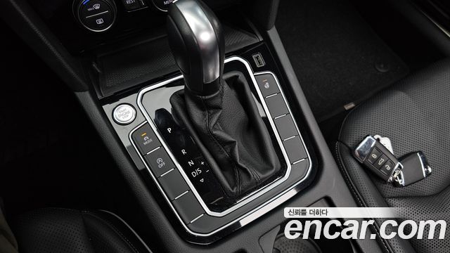 Volkswagen Arteon 2.0 TDI Presige 4Motion 2020 — фото 9