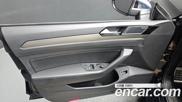 Volkswagen Arteon 2.0 TDI Presige 4Motion 2020 — фото 24
