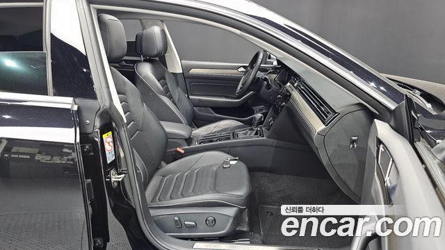 Volkswagen Arteon 2.0 TDI Presige 4Motion 2020 — фото 26