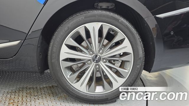 Kia K8 Hybrid Signature Special 2024 — фото 21