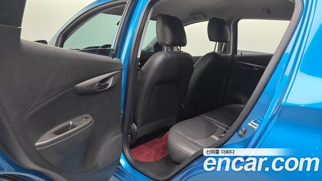 Chevrolet Spark Premier 2021 — фото 17