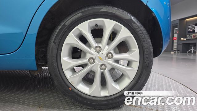 Chevrolet Spark Premier 2021 — фото 21