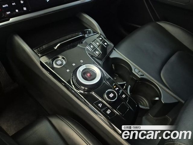 Kia Sportage (V) LPG 2.0 2WD Noblesse 2023 — фото 8