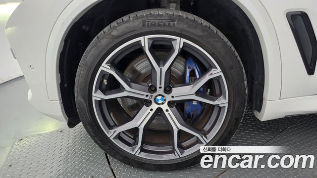 BMW X5 (G05) xDrive 45e M Sport 2021 — фото 5
