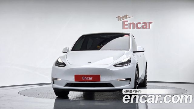 Tesla Model Y Long Range AWD 2021 — фото 3