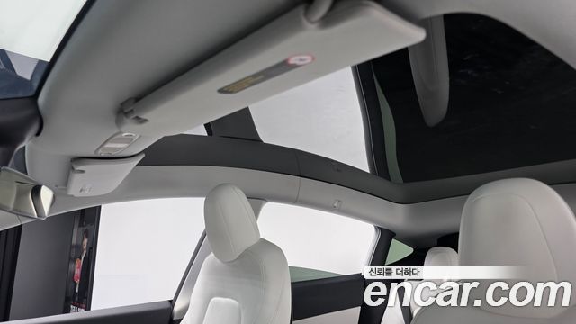 Tesla Model Y Long Range AWD 2021 — фото 19