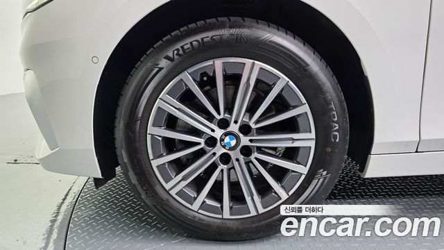 BMW 2 Series Active Tourer (U06) 220i Luxury 2025 — фото 5