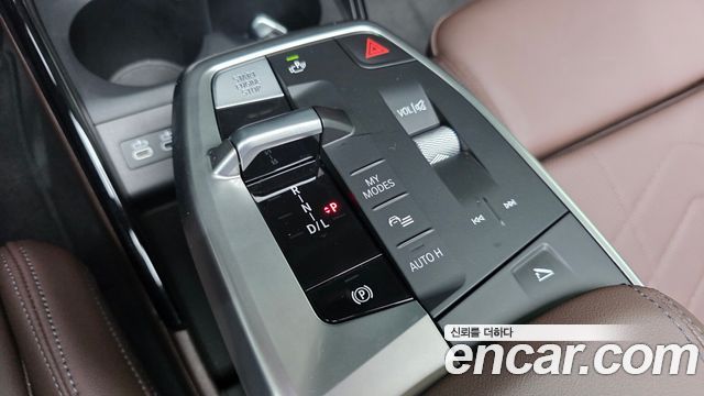 BMW 2 Series Active Tourer (U06) 220i Luxury 2025 — фото 9