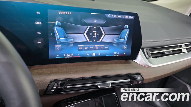 BMW 2 Series Active Tourer (U06) 220i Luxury 2025 — фото 18