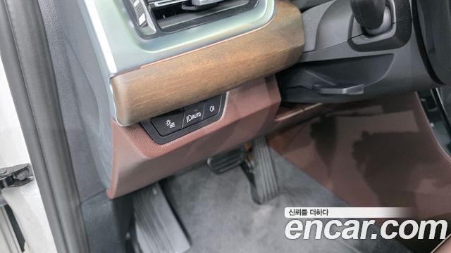 BMW 2 Series Active Tourer (U06) 220i Luxury 2025 — фото 20