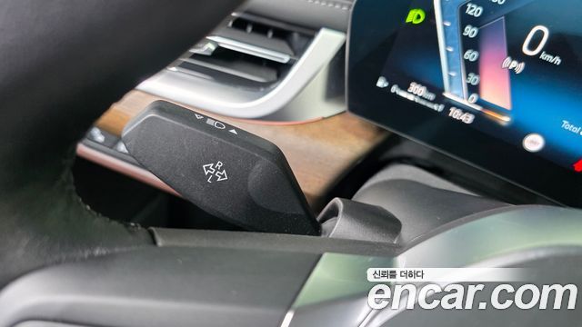 BMW 2 Series Active Tourer (U06) 220i Luxury 2025 — фото 24