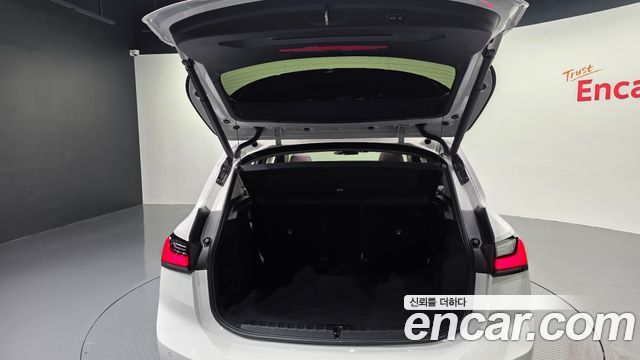 BMW 2 Series Active Tourer (U06) 220i Luxury 2025 — фото 37