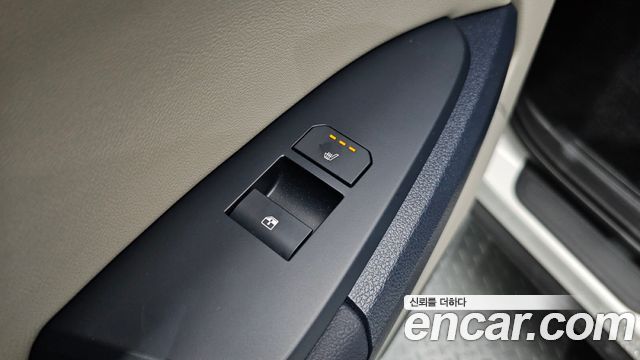 Kia Sportage Hybrid (V) HEV 1.6 2WD Signature 2025 — фото 21