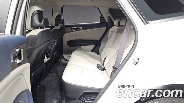 Kia Sportage Hybrid (V) HEV 1.6 2WD Signature 2025 — фото 32