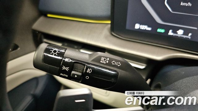 Kia Sportage Hybrid (V) HEV 1.6 2WD Signature 2025 — фото 35
