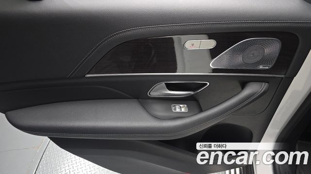 Mercedes-Benz GLE-Class (W167) GLE350e 4MATIC 2021 — фото 25