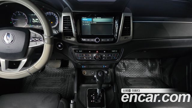 KG Mobility (SsangYong) Rexton Sports Khan Diesel 2.2 4WD Professional X (5-Link) 2019 — фото 14