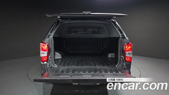 KG Mobility (SsangYong) Rexton Sports Khan Diesel 2.2 4WD Professional X (5-Link) 2019 — фото 20