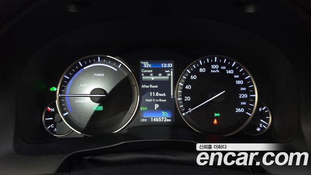 Lexus ES300h premium XV60 2017 — фото 8