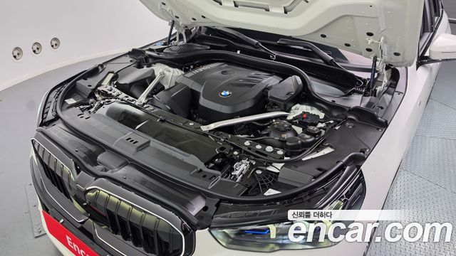BMW 5 Series (G60) 520i Special Edition 2024 — фото 6