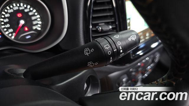 Jeep Compass (II) 2.4 limited 2WD 2021 — фото 28