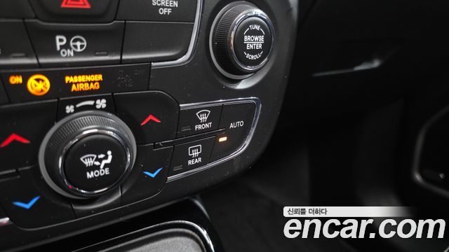 Jeep Compass (II) 2.4 limited 2WD 2021 — фото 31