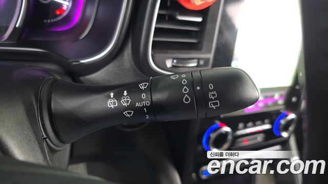 Renault Korea QM6 2.0 GDe RE Signature 2WD 2021 — фото 31