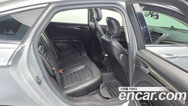 Ford Fusion 2.0 Ecobost 2nd 2014 — фото 12