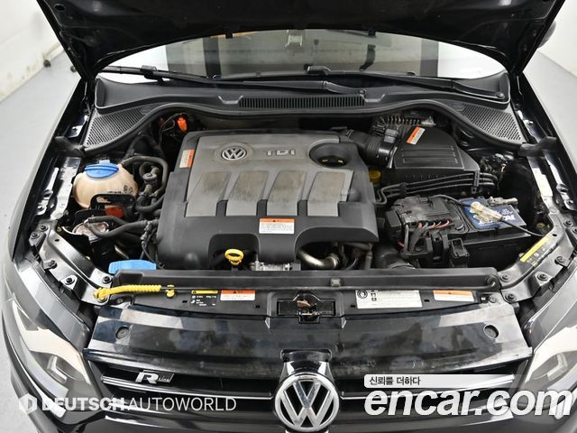 Volkswagen Polo 1.6 TDI R-Line 5th 2014 — фото 6